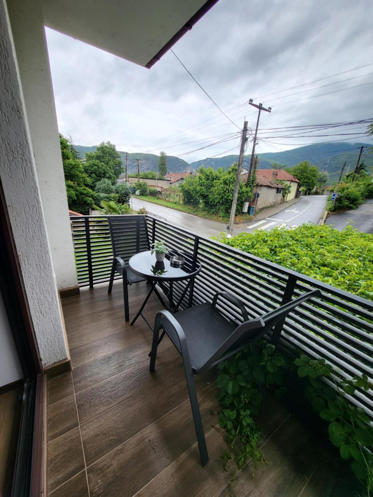 Belov And Apartment *
